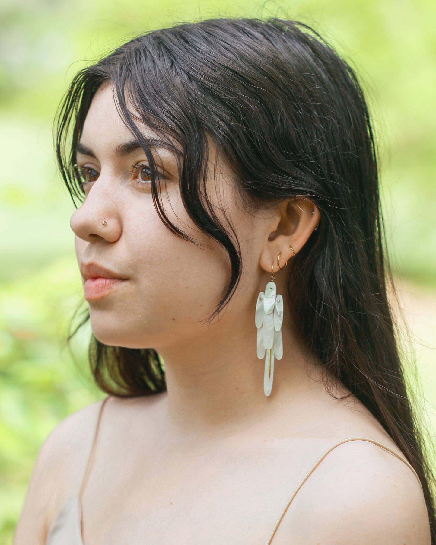 Full Tail Feather Earrings in White Mother of Pearl & 18k Gold