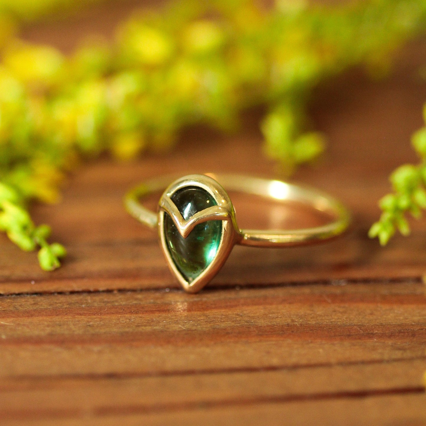 Owl Ring in Green Tourmaline and 18k Gold