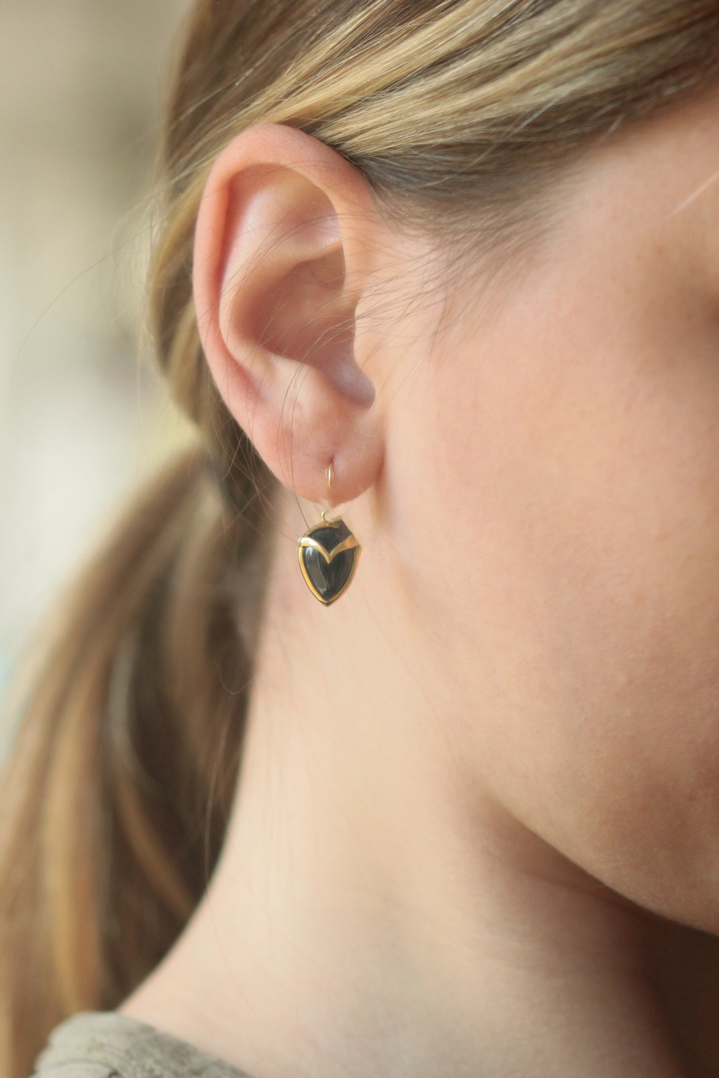 Owl Earrings in Blue Sapphire and 18k Gold