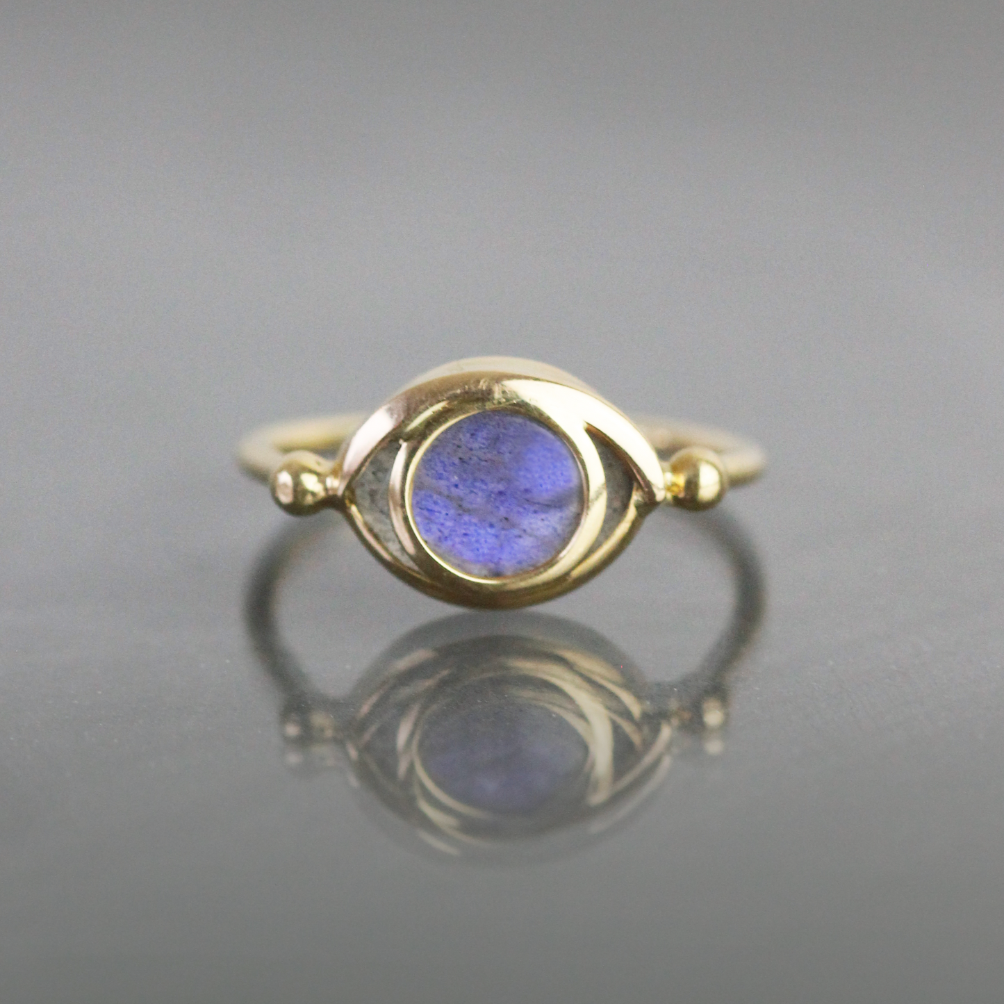 Third Eye Ring in Labradorite and 18k Gold