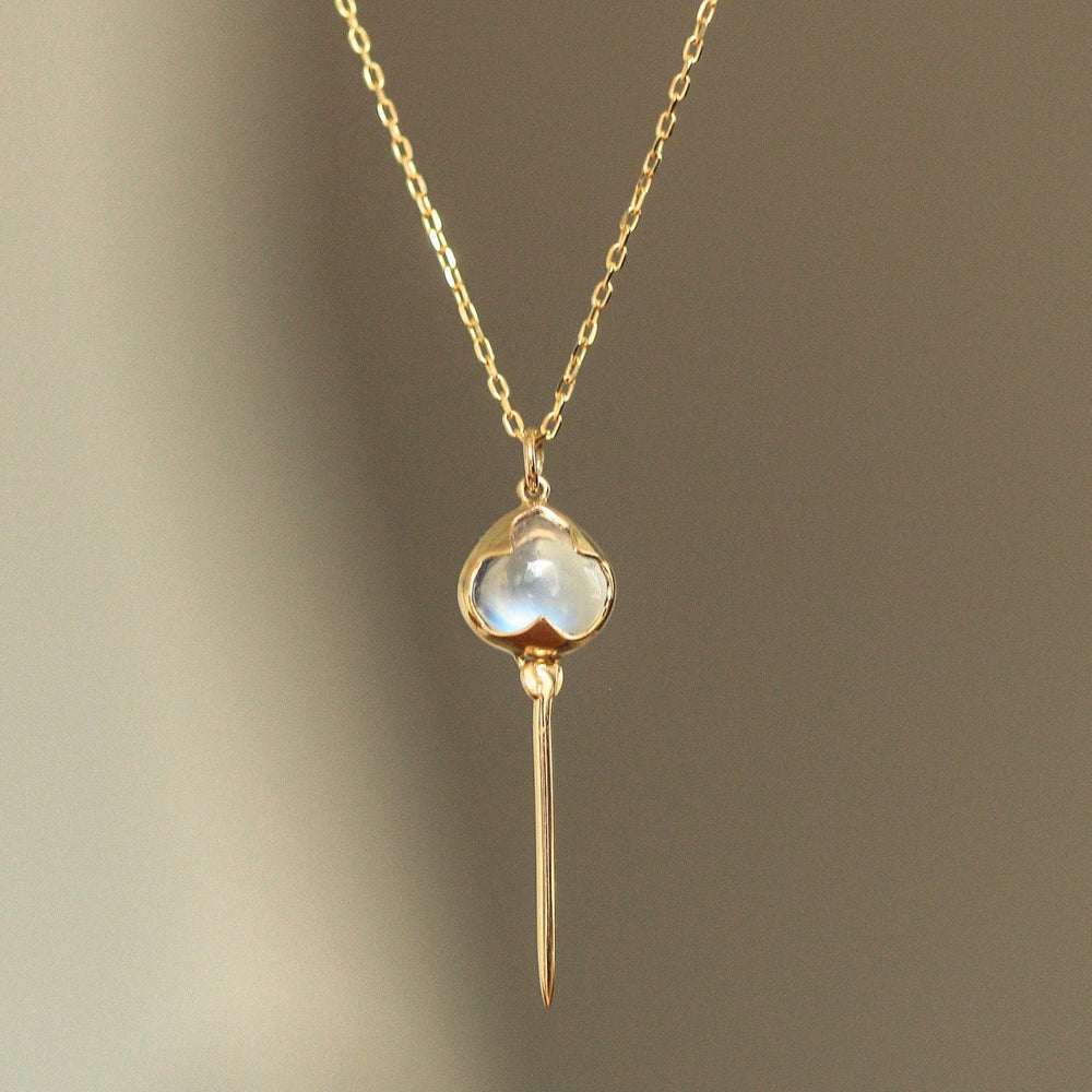 
                  
                    Stingray Necklace in Rainbow Moonstone and 18k Gold
                  
                
